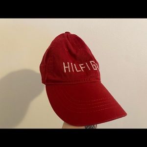 Red Tommy Hilfiger hat